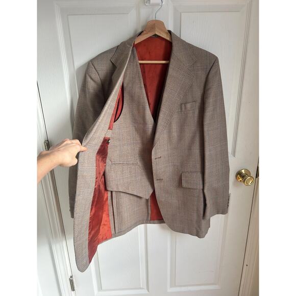 Vintage 1970's Plaid Brown Men's Sport Coat and Vest Set Size Large - Picture 2 of 9